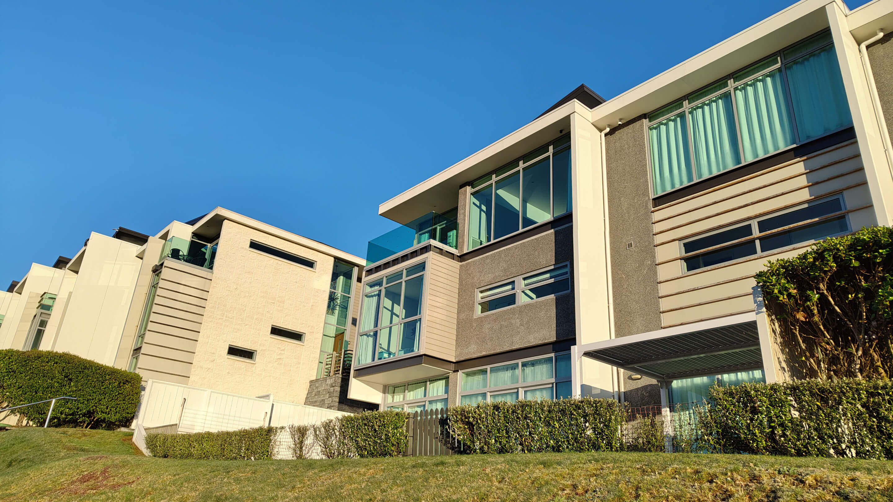 Riverside Apartment, 3 bedroom Taupo holiday apartment