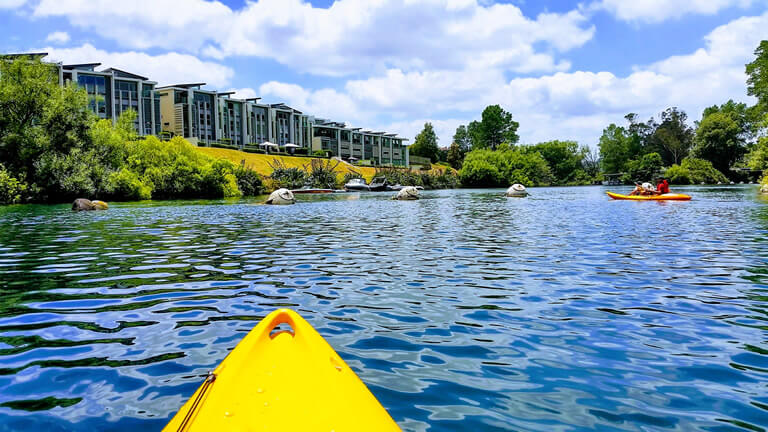 Waikato riverfront accommodation in Taupo