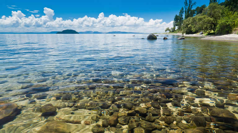 Lake Taupo 100% pure NZ