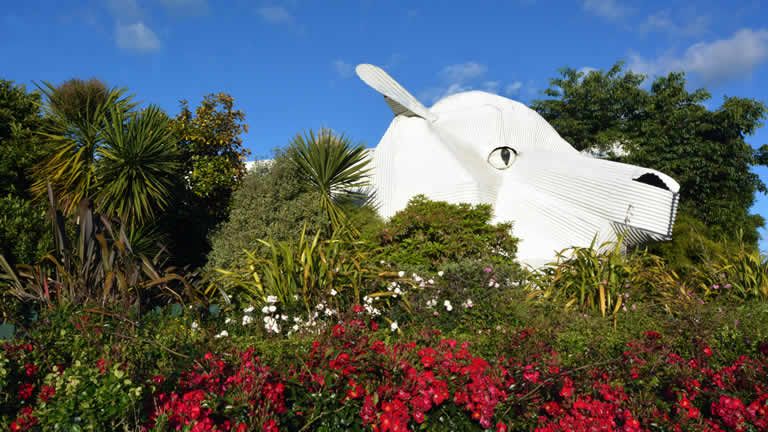 Tirau icon corrugated sheep sculpture